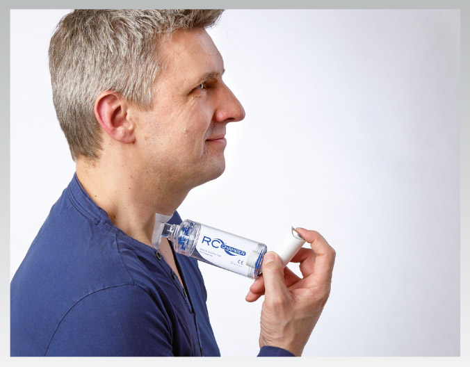 Anwendung der RC-Chamber® für tracheotomierte Patient:innen